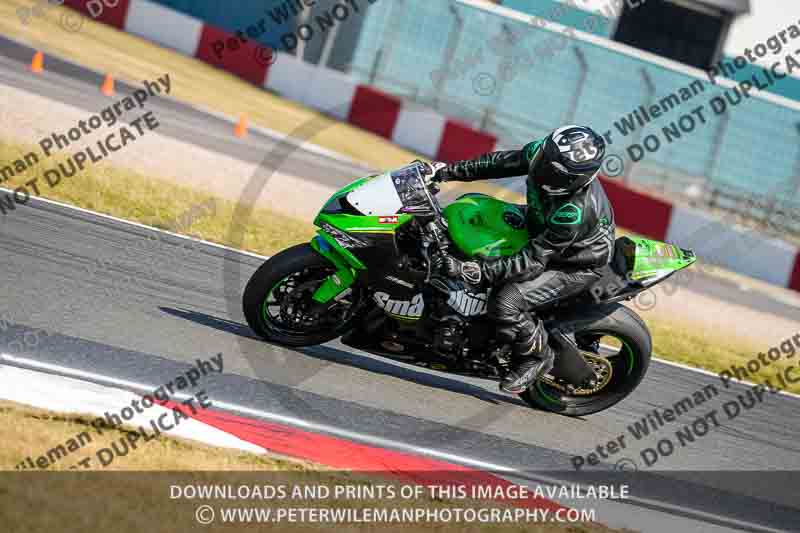 donington no limits trackday;donington park photographs;donington trackday photographs;no limits trackdays;peter wileman photography;trackday digital images;trackday photos